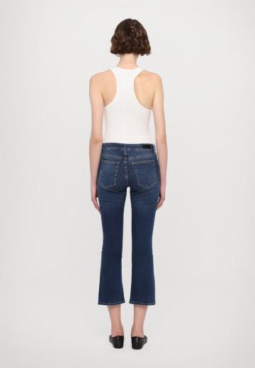 Клешеные джинсы