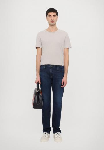 Узкие джинсы