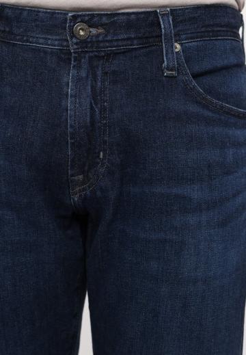 Узкие джинсы