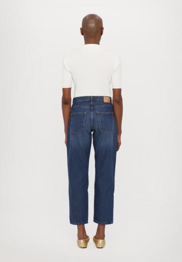 Джинсы бойфренда