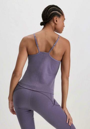 Топ на бретельках