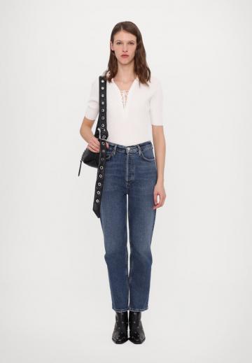 Прямые джинсы