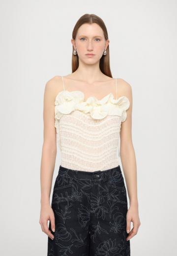 Топ на бретельках