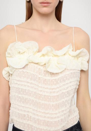 Топ на бретельках