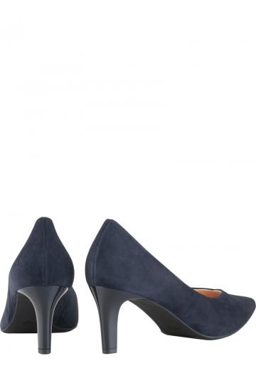 Туфли на высоком каблуке