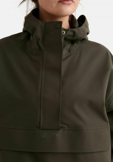 Спортивная куртка