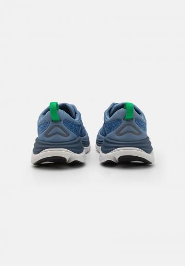 Беговые кроссовки