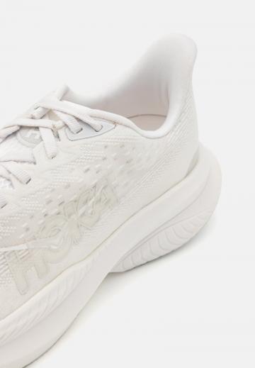 Беговые кроссовки