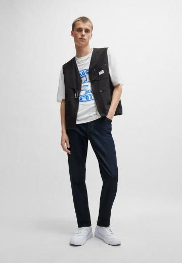 Прямые джинсы