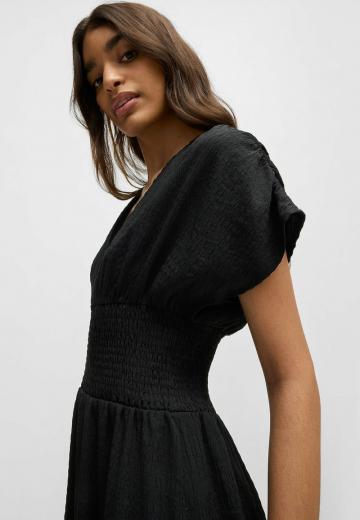 Короткое платье