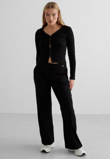 Спортивные штаны