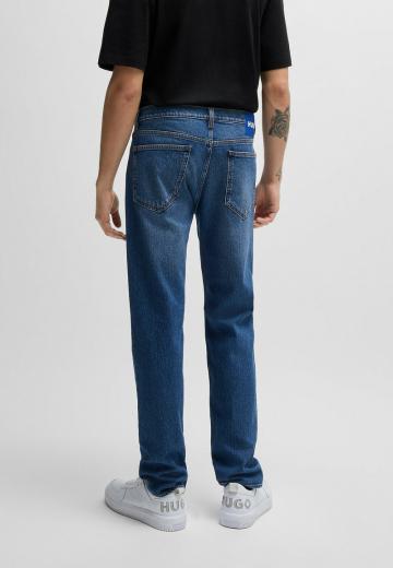 Узкие джинсы