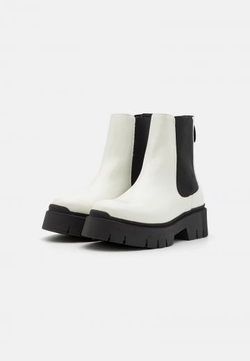 Ботинки челси