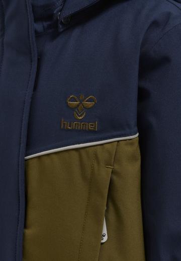 Спортивная куртка