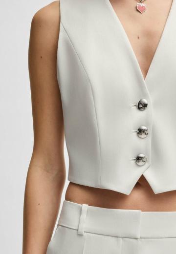 Короткая куртка