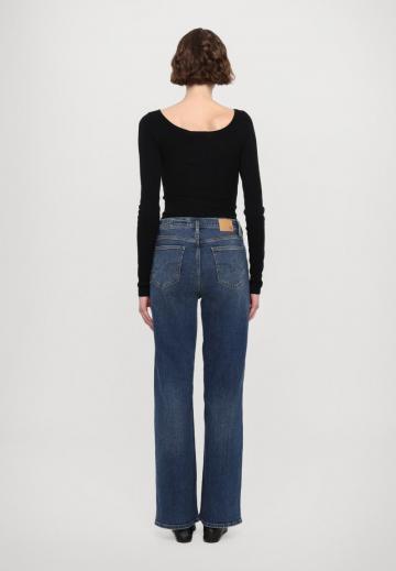 Джинсы бойфренда