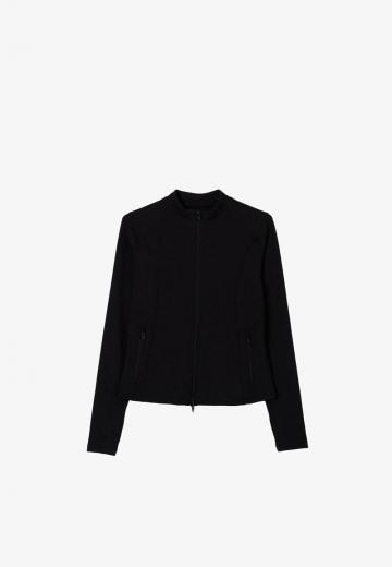 Спортивная куртка