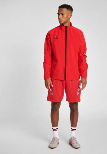 Спортивная куртка