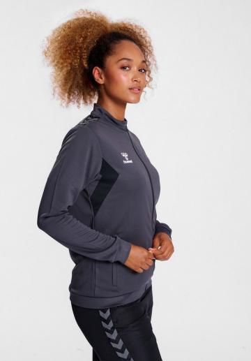 Спортивная куртка