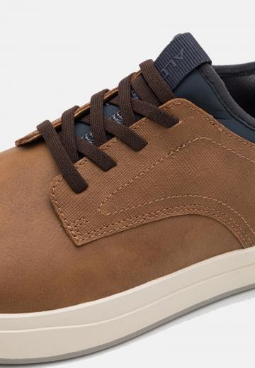 Ботинки на шнуровке