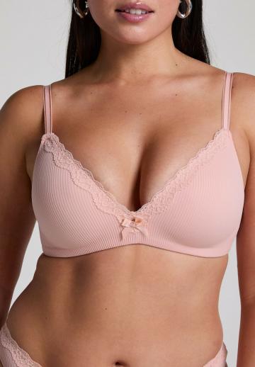 Бюстгальтер без косточек