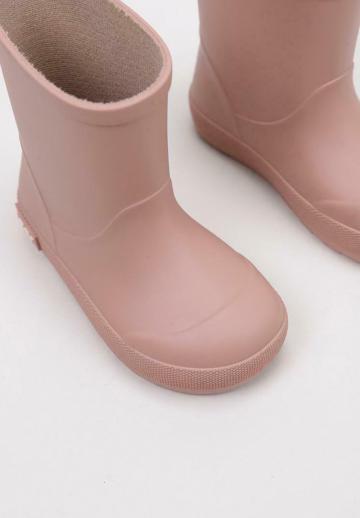 Резиновые сапоги