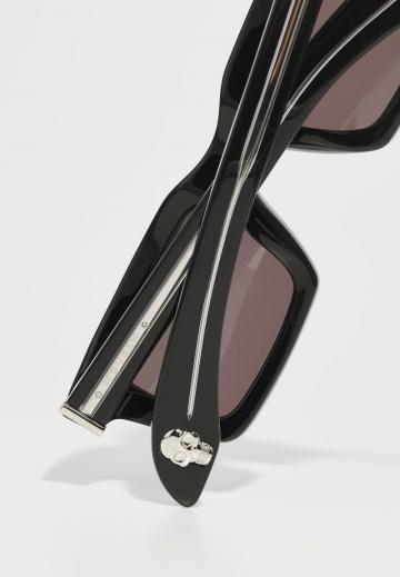 Солнечные очки