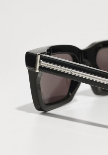 Солнечные очки