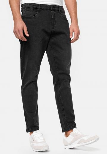 Узкие джинсы