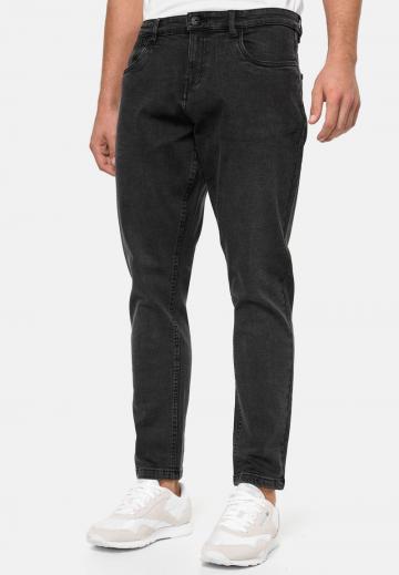 Узкие джинсы