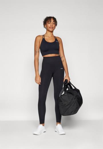 Бюстгальтер без косточек