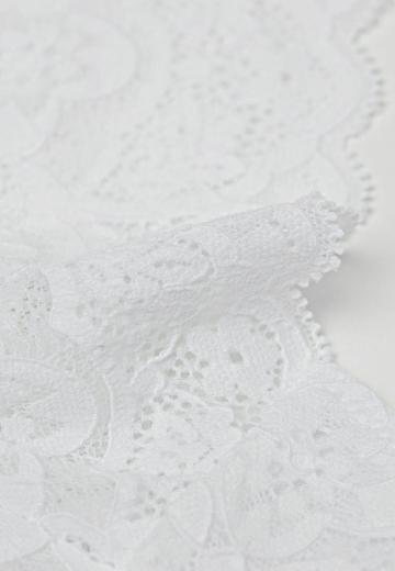 Трусы на бедрах