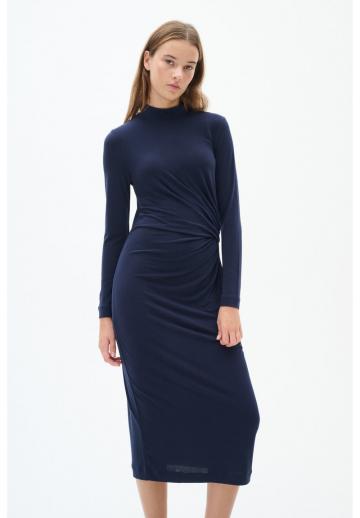 Платье футляр