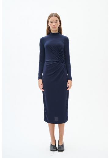 Платье футляр