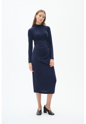 Платье футляр