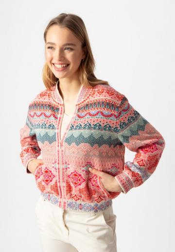 Жаккардовая вязаная кофта