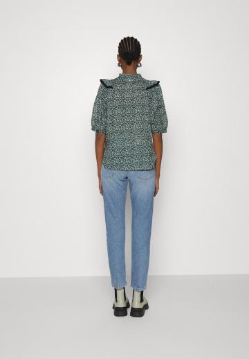 Джинсы бойфренда