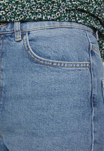 Джинсы бойфренда