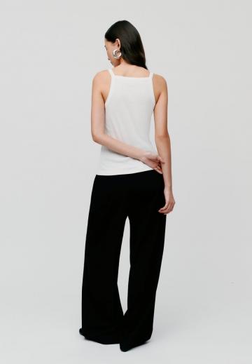 Топ на бретельках