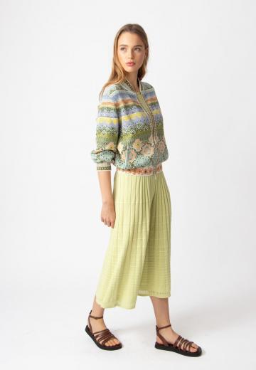 Жаккардовая вязаная кофта