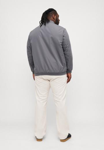 Куртка бомбер