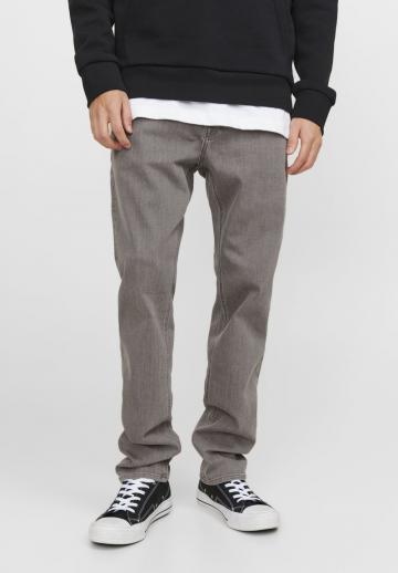 Узкие джинсы