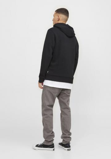 Узкие джинсы