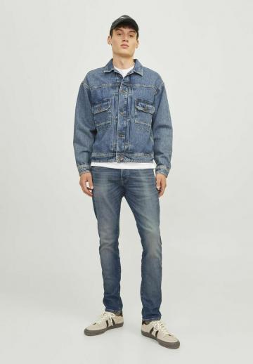 Узкие джинсы