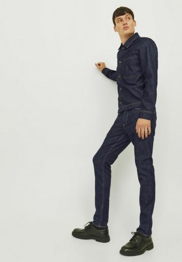 Узкие джинсы