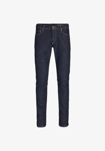 Узкие джинсы