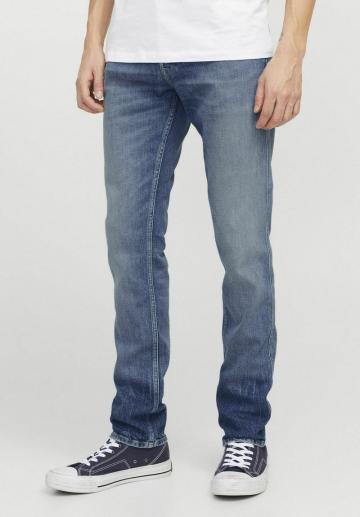 Узкие джинсы