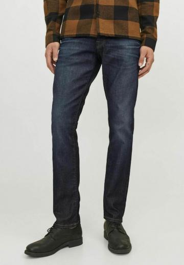Узкие джинсы