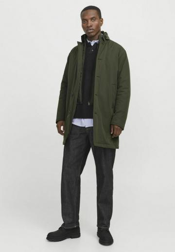 Шерстяное пальто