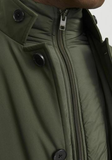 Шерстяное пальто